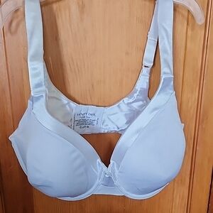 Vanity Fair White Smooth Molded Full Coverage Bra